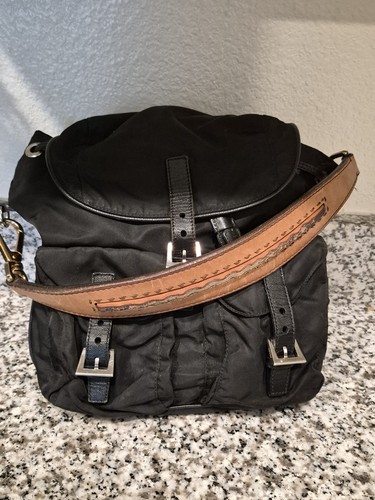 Rare auth prada shoulder - rare,
